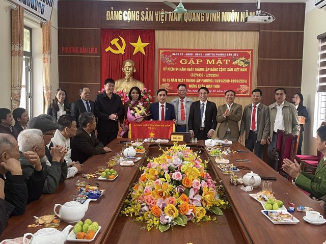 Phường Đậu Liêu tổ chức gặp mặt kỷ niệm 94 năm ngày thành lập Đảng cộng sản Việt Nam và 15 năm ngày thành lập phường 